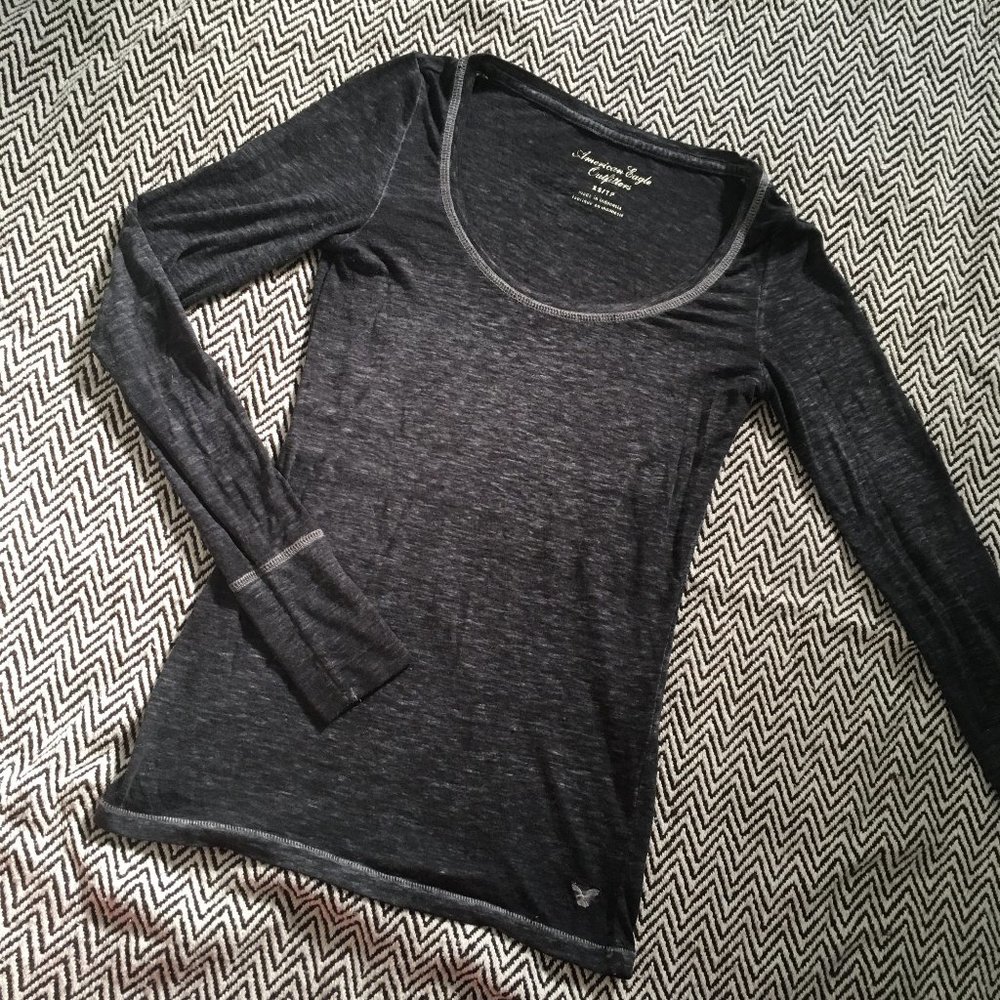American Eagle Black/Grey Long Sleeve Tee